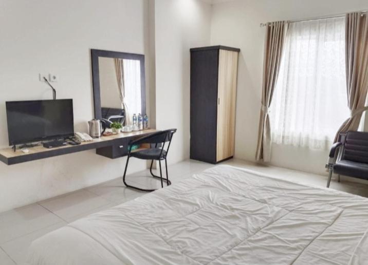 Khariz Hotel Bukittinggi Exterior photo